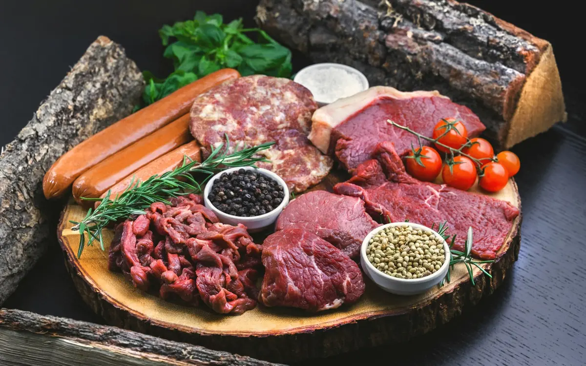 How to Calculate Meat Portions for a Weekly Grocery List